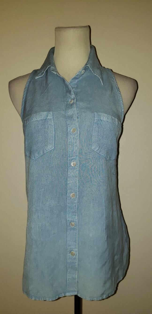 NEW D&KADE SZ S SHIRT BLUE BUTTONS SLEEVELESS TANK BLOUSE 3869